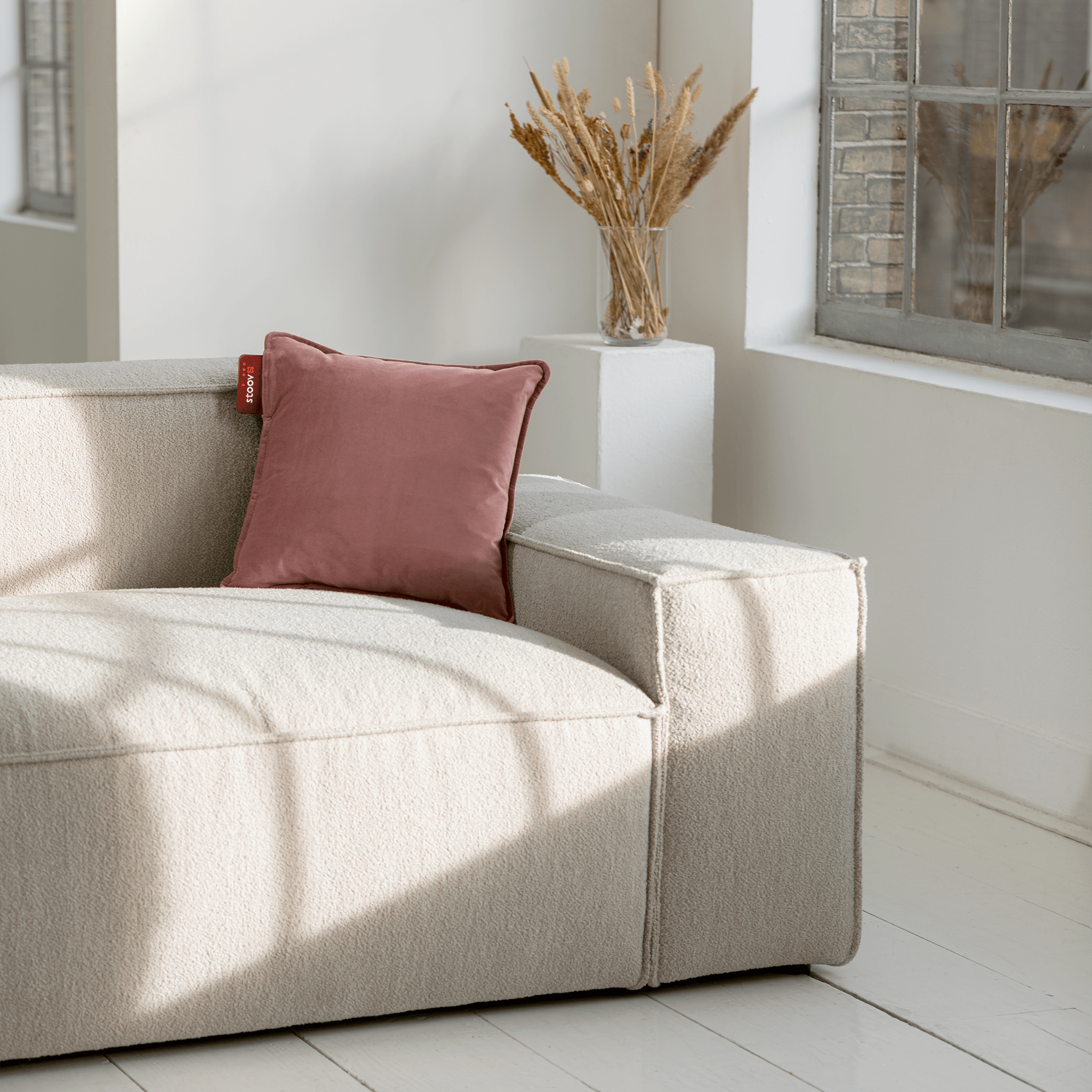 Secondary hover image