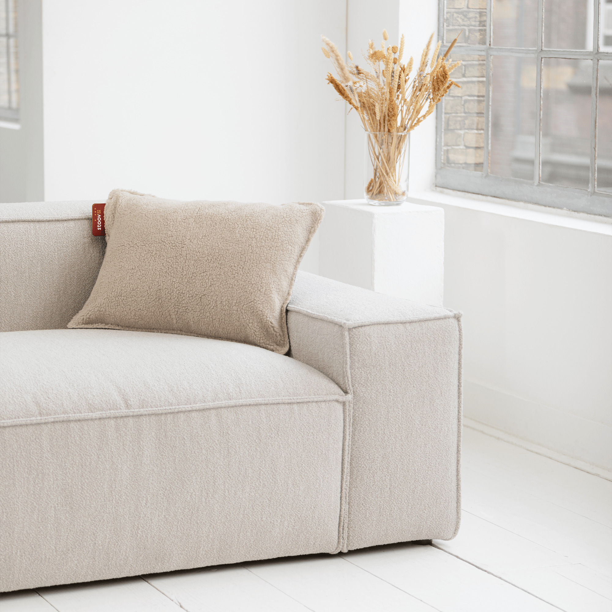 Secondary hover image