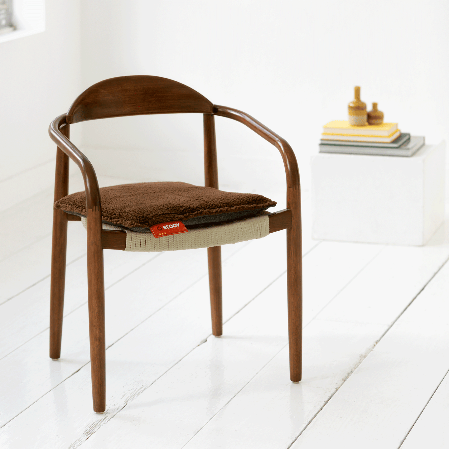 One | Wollig Braun